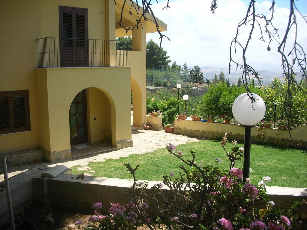 Villa Riserva Naturale Erice Exterior photo